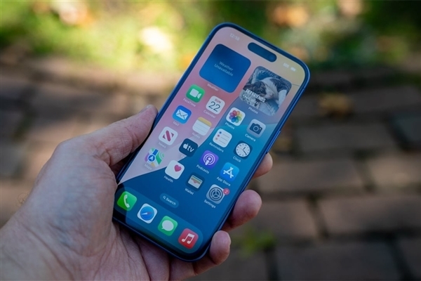 iPhone卖不动了！郭明錤表示Apple智能效果不显著